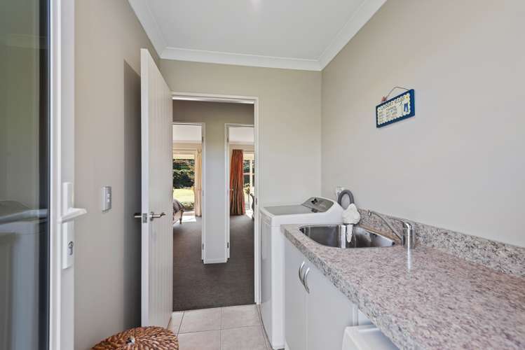2/736 Sandy Knolls Road West Melton_15