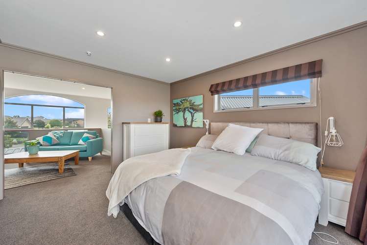 7 Merlin Close Huntington_13