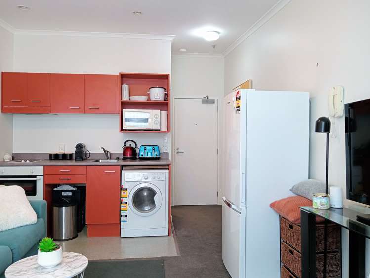 714/5 Aitken Street Thorndon_6