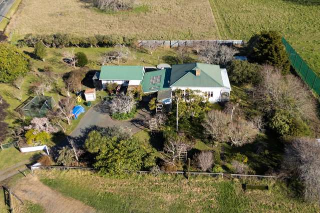 42 Boord Crescent Kumeu_4