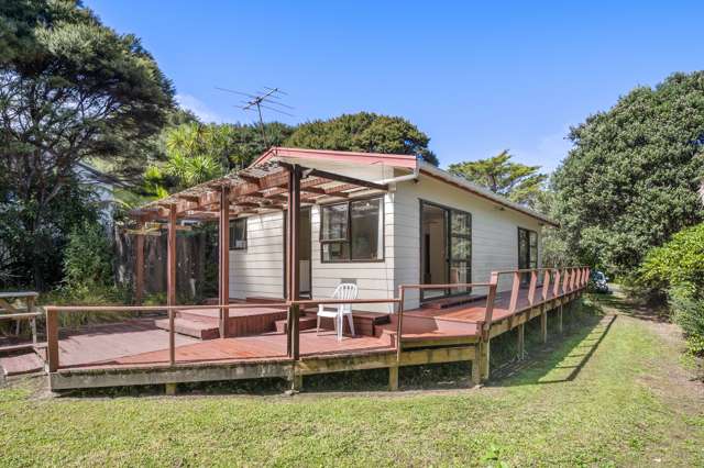 15 Waiata Road Onetangi_1