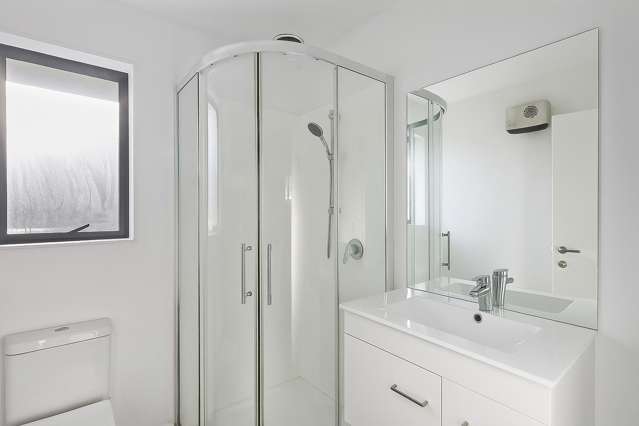 28 Saddlers Lane Yaldhurst_3