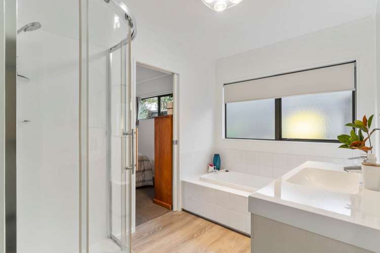 2/136 Lynn Road Bayview_11