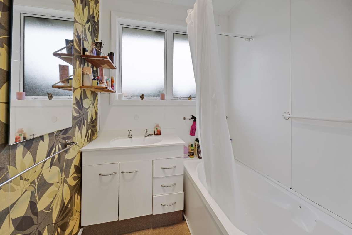 281 South Road_5