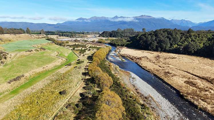140 Tutoko Lane Te Anau_3