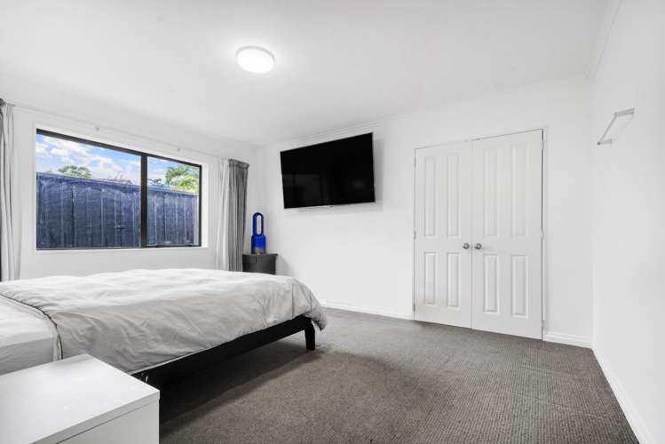 20 Gairloch Place Wattle Downs_22