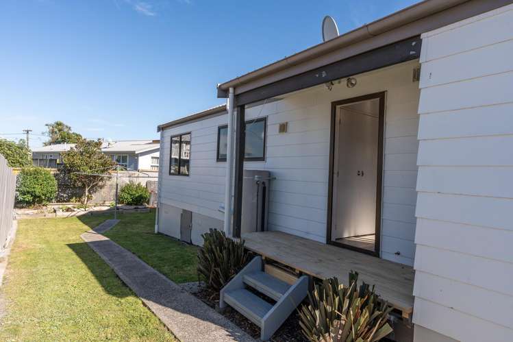 8c Macdonald Road Glenview_10