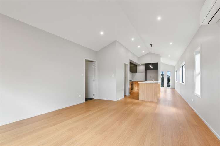 14 Gosset Avenue Chartwell_8