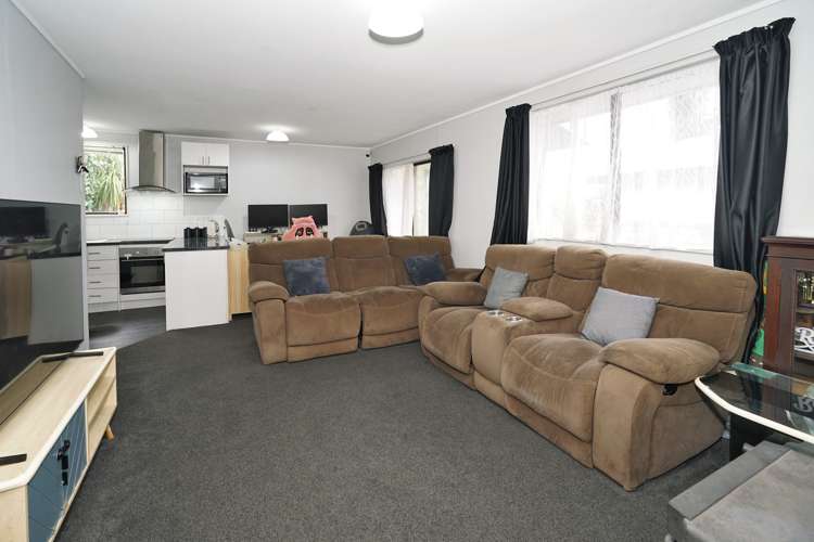 10e Saxbys Road Glenview_7