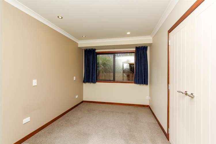 4 Anderson Way Highlands Park_13