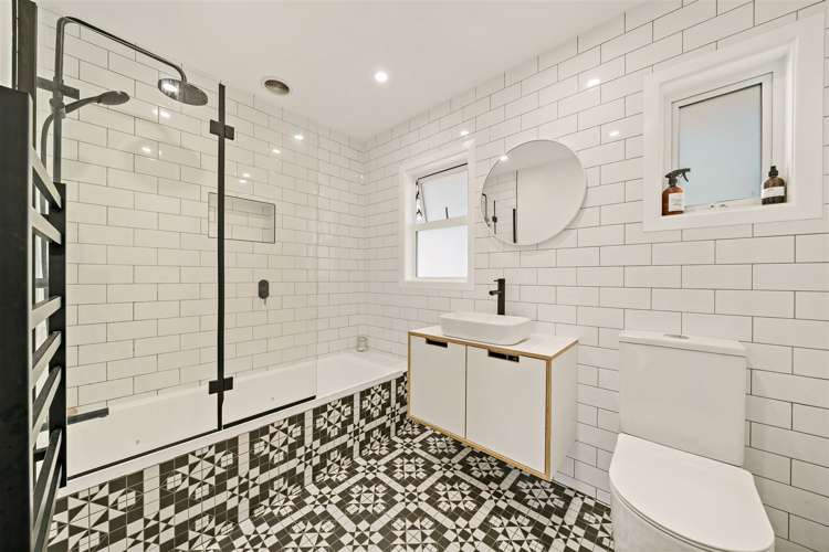 4 London Street Te Atatu Peninsula_14