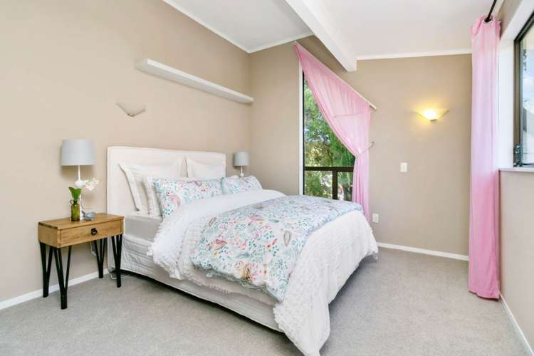 5 Gleneagles Grove Wattle Downs_10