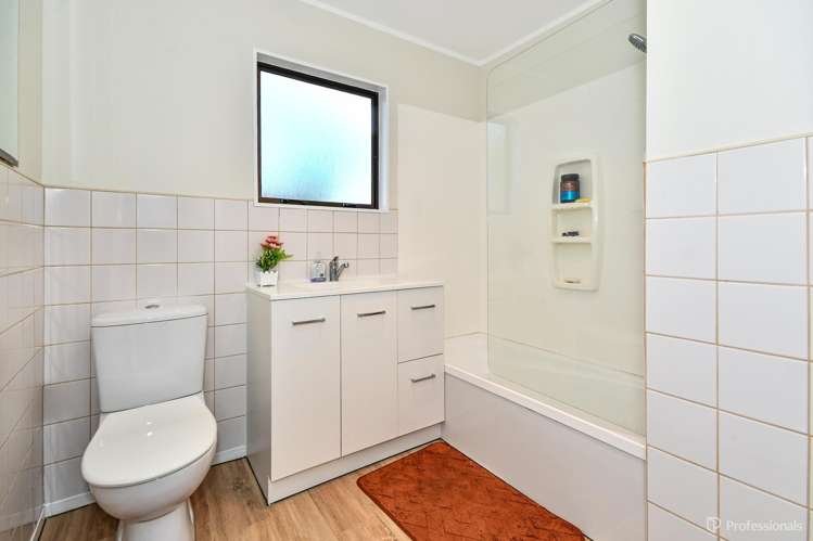 2/9 Porchester Road Papakura_7