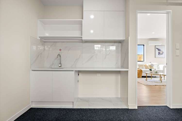 23 Christella Street Flat Bush_11