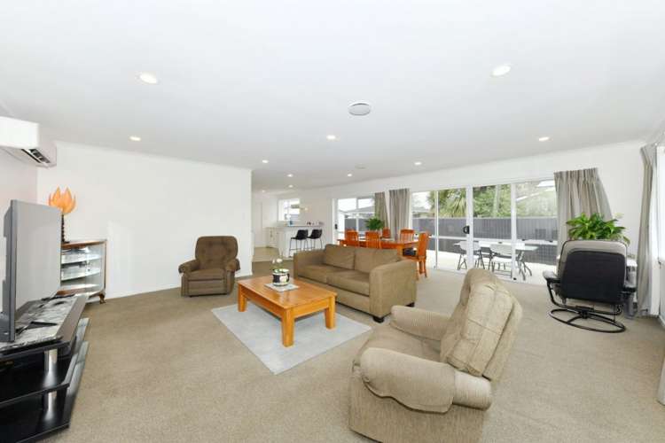 9 McCorkindale Place Shirley_8