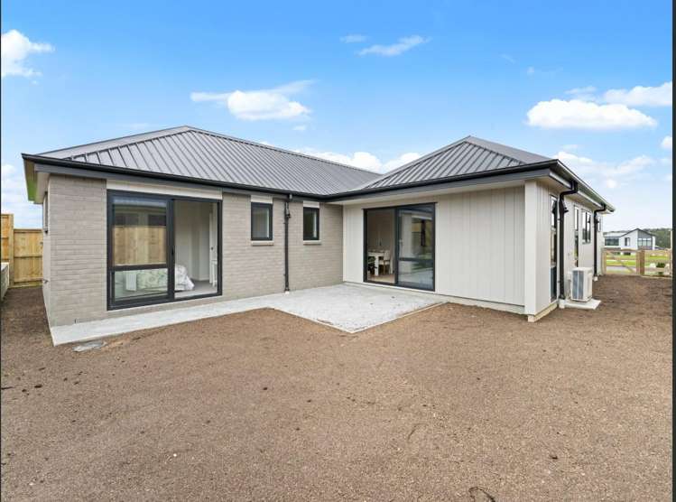 9 Suffolk Down Road Papakura_9