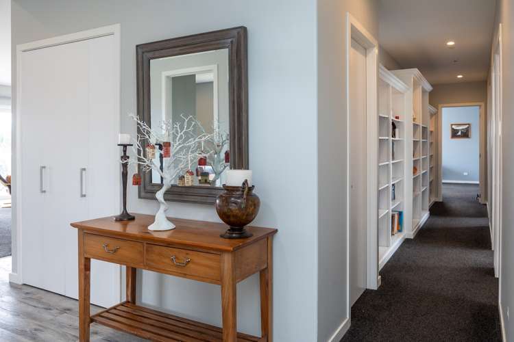 5 Ridgetop Rise Fairhall_13