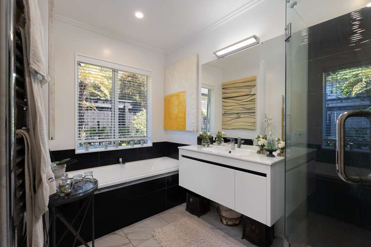 44 Sunningdale Drive Stoke_15