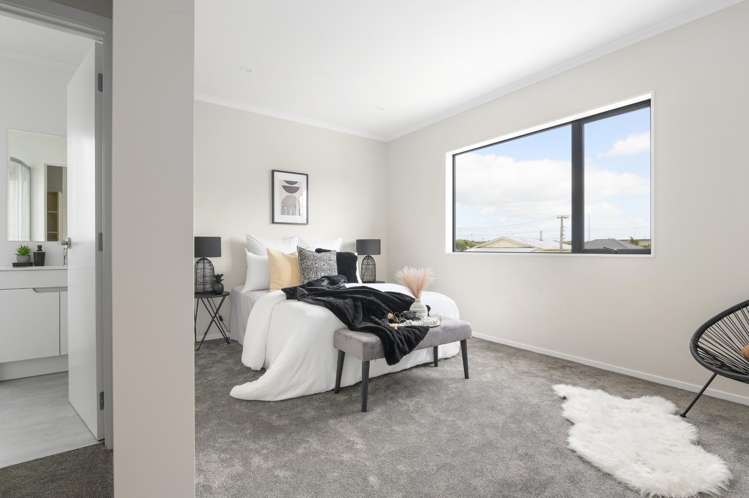 4/137 Avalon Drive Nawton_7