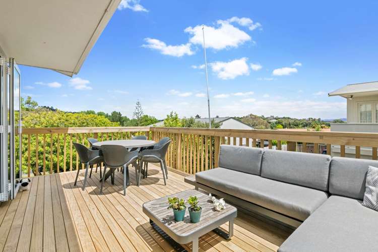 58 Brian Crescent Stanmore Bay_6