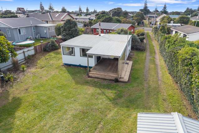 3A Manuka Street Otaki Beach_2