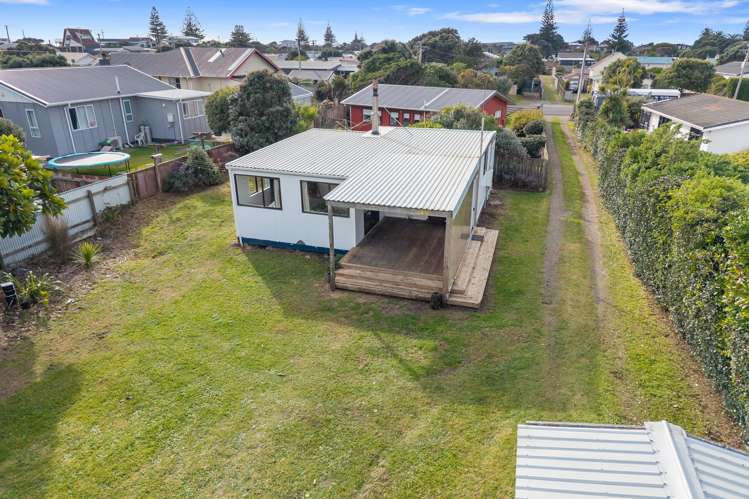 3A Manuka Street Otaki Beach_1
