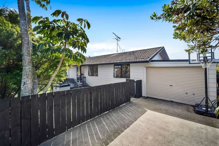1/26 Waiora Road Stanmore Bay_17