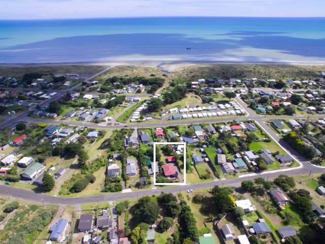 141 Kahukura Avenue Waitarere Beach_1