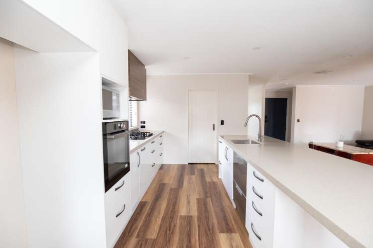 27 Costello Drive Ngatea_4