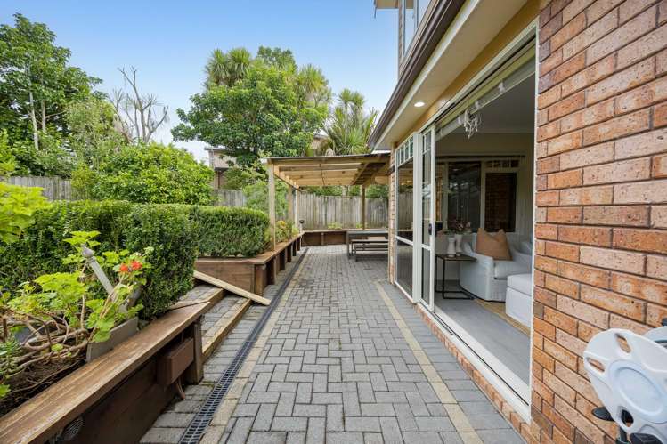 23 South Kensington Way Henderson_26