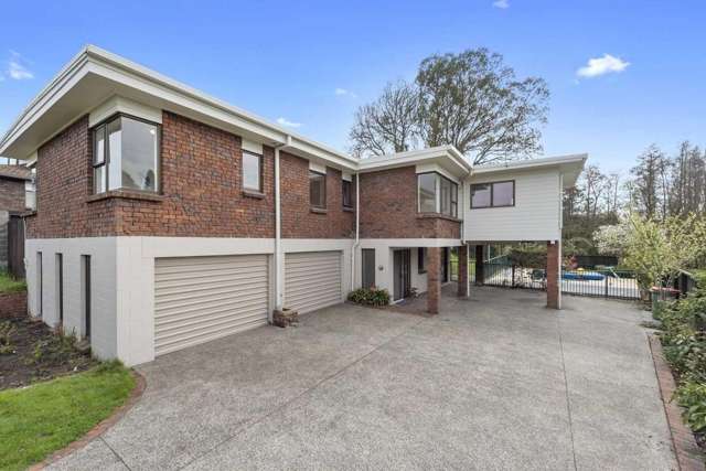 15 Perindale Drive Chartwell_1