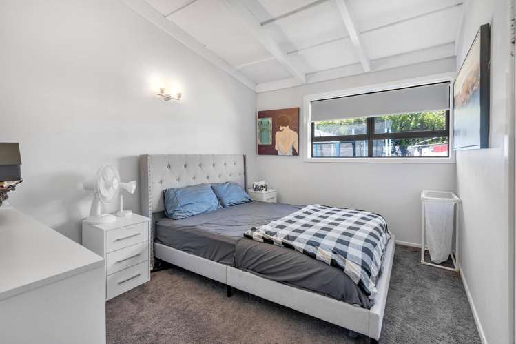 40 Woodside Road Massey_7