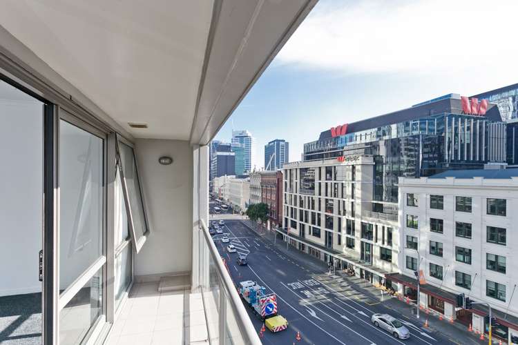 5f/1 Emily Place Auckland Central_9