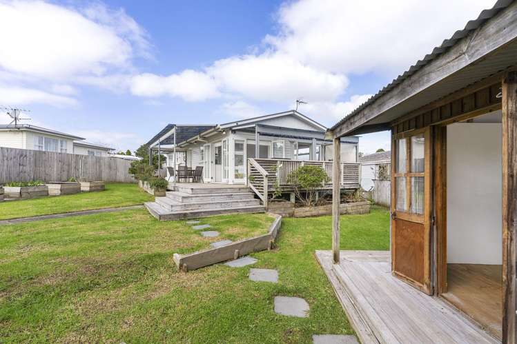 10 Gilpin Place Beach Haven_13