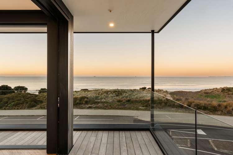 212 Marine Parade Mount Maunganui_23