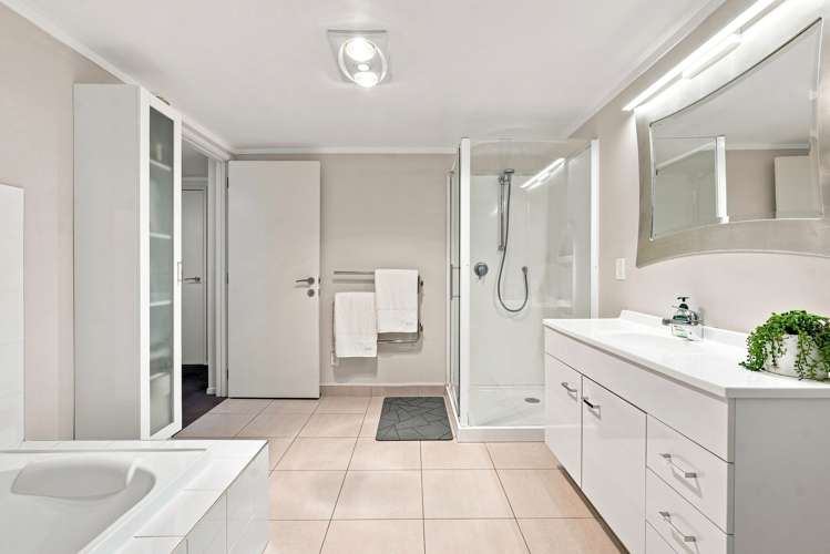 194 Beach Road Campbells Bay_18