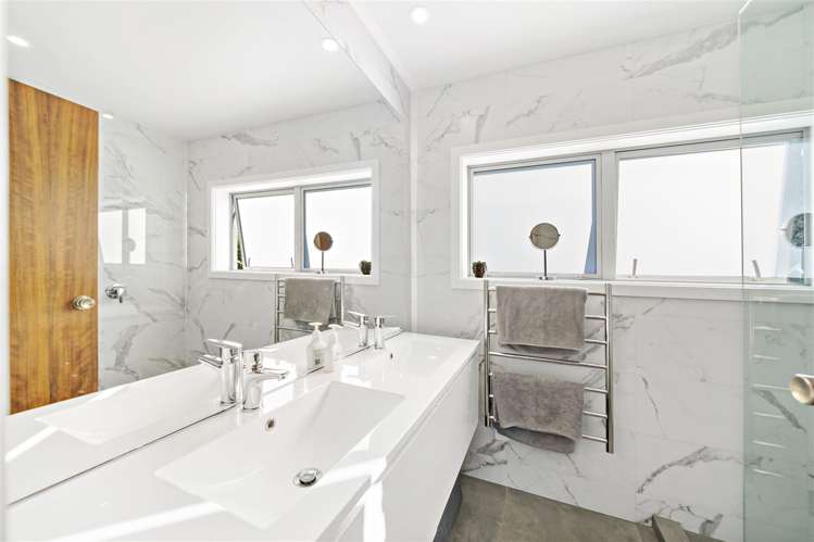 1/5 Brown Street Hauraki_13