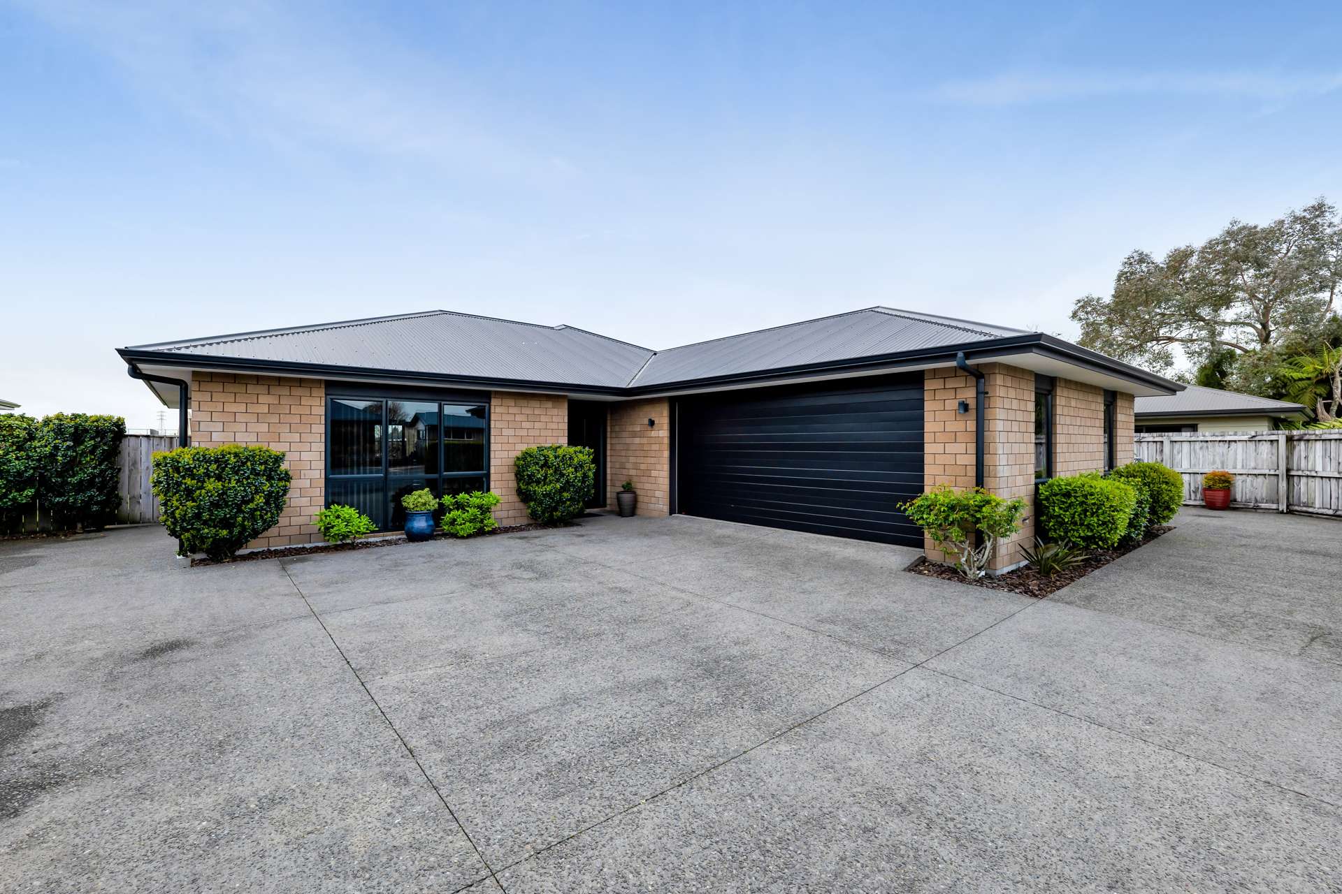 38 Montague Grove Stratford_0