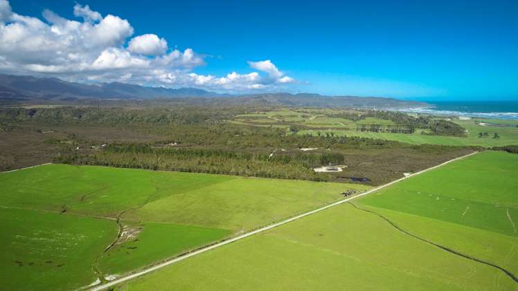 Virgin Flat Road Cape Foulwind_13