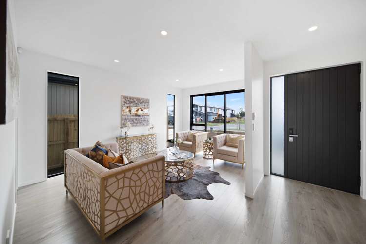 13 Korowhiti Road Clarks Beach_5