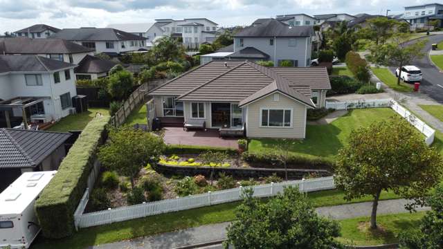 32 Walter Crescent Silverdale_1