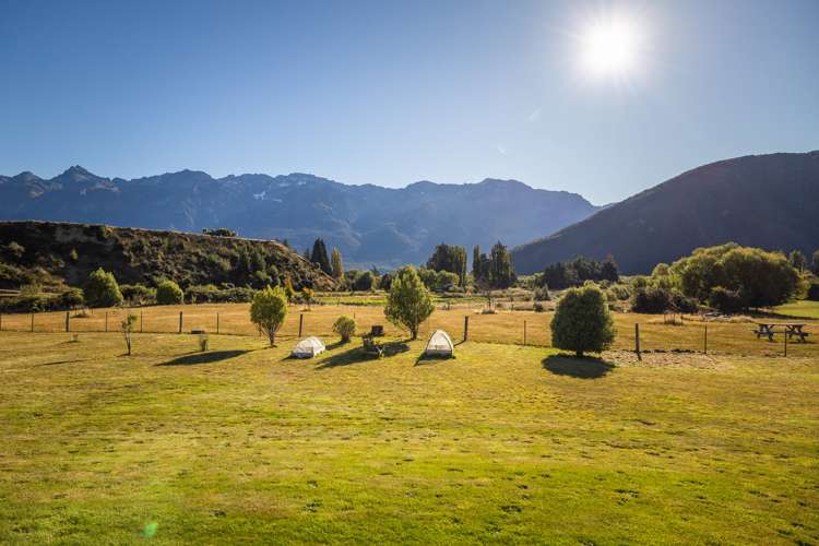 54 Xenicus Rise Glenorchy_14