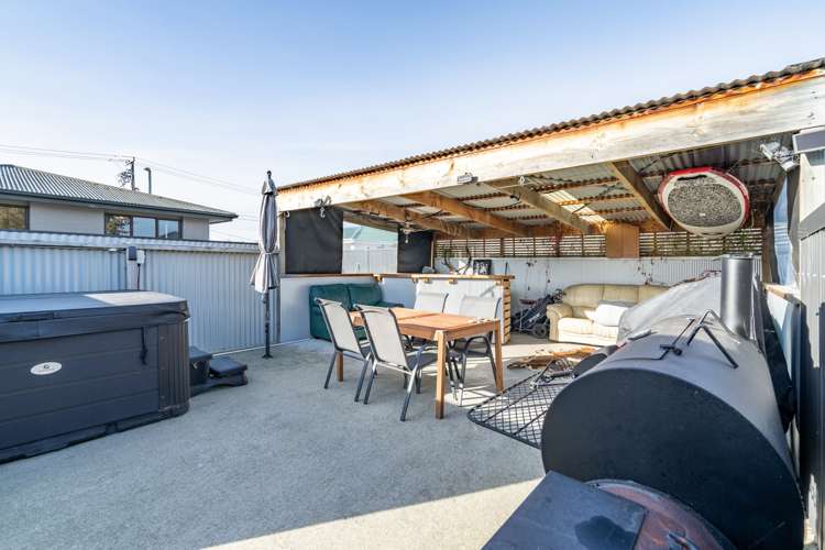 8 Mackenzie Street Winton_23