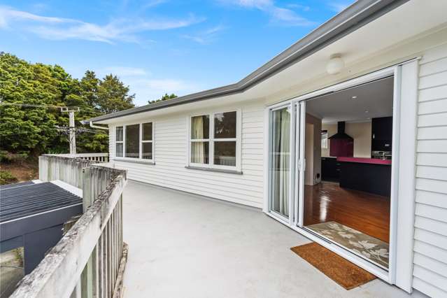 8 Memorial Drive Parahaki_1
