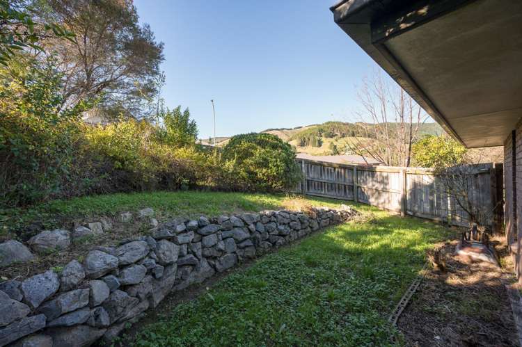 70 Olympus Way Richmond_22