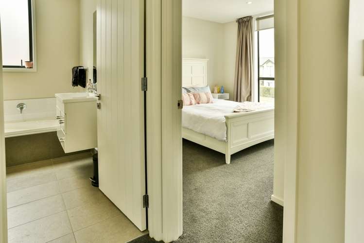 26 Linden Grove Avenue Hillmorton_12