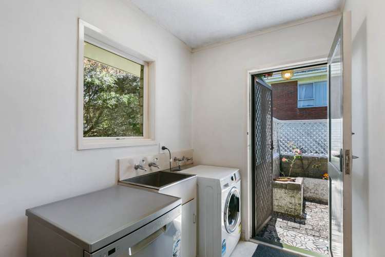 2/16a Penney Avenue Mount Roskill_12