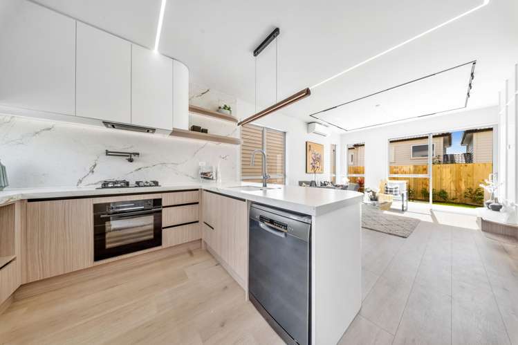 18B Sea Spray Drive Bucklands Beach_9