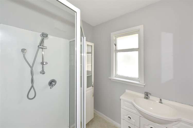 15 Haig Place Woolston_14