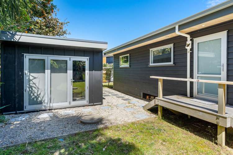 8 Coral Place Matapouri_26